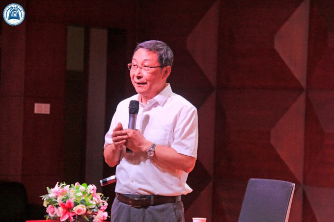 孙立院长致辞.jpg